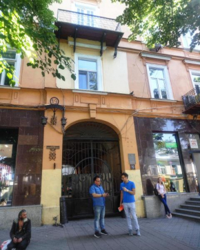 Гостиница Apartment on Derybasivska 19  Одесса